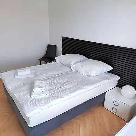 Aparthotel Sleepy3city Plac Unii Gdynia